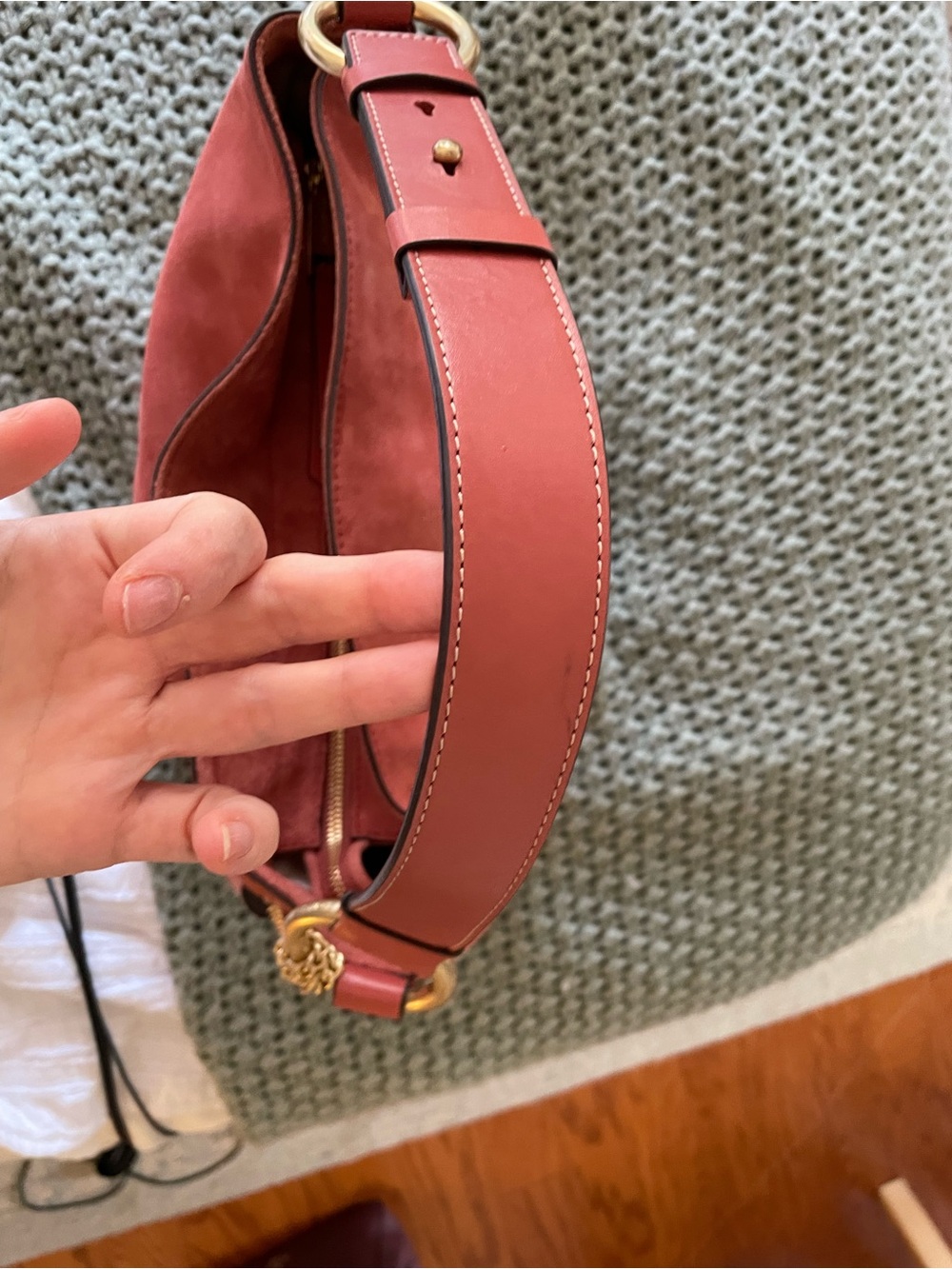 NEW! Michael Kors Suede Hobo Bag in Rust Tan with Tassel - Picture 12 of 13